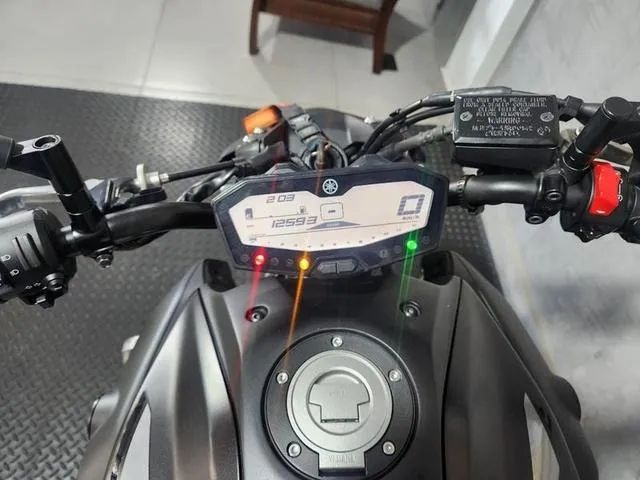 YAMAHA MT07 ABS 2024 - Foto 5