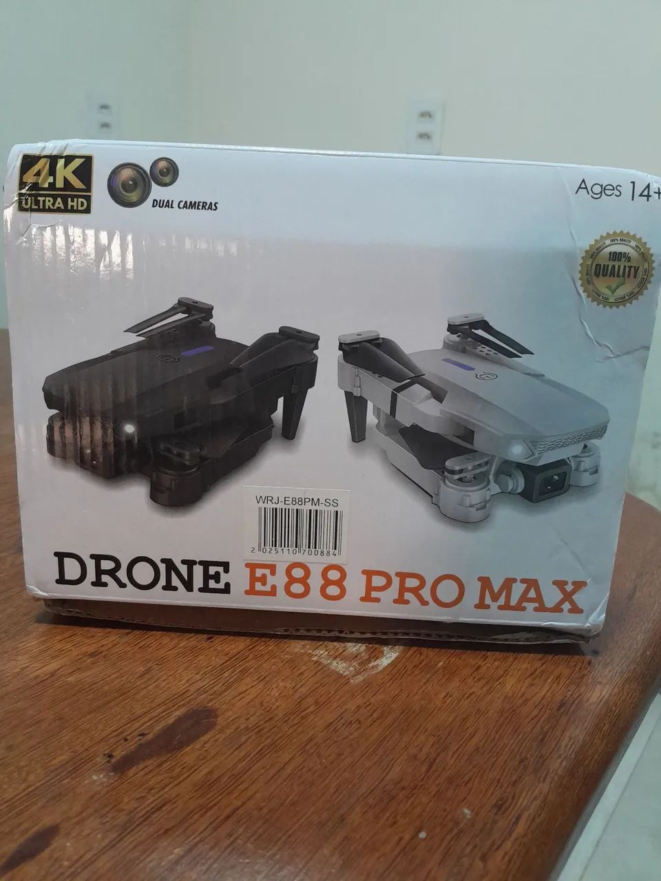 Drone E88 PRO MAX para iniciantes,cor cinza, ótima imagem de camera 4k,voo automático