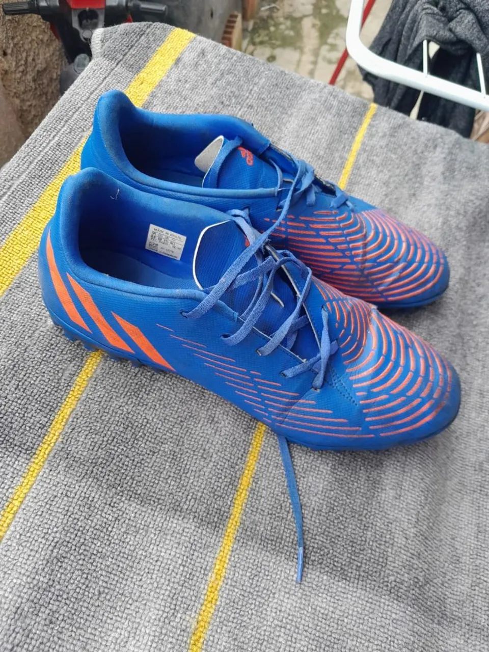 Vendo chuteira Adidas Society n:44