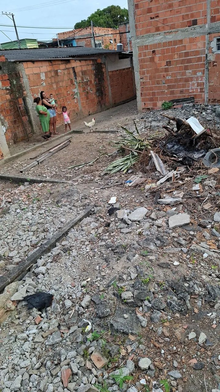VENDO TERRENO EM VILA NOVA DE COLARES