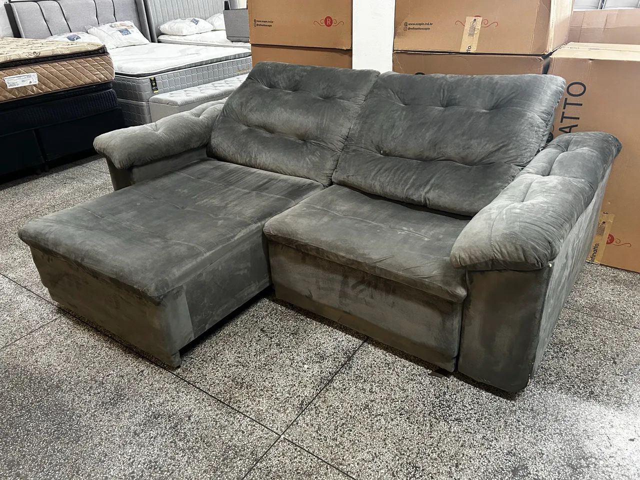 Sofá Retrátil e Reclinável 2.25m NOVO ( Direto da Fábrica ) 