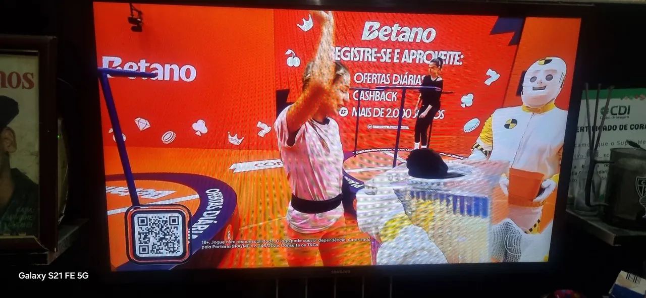 Vendo TV Samsung smart 32polegadas tizen funcionando perfeitamente  - Foto 3