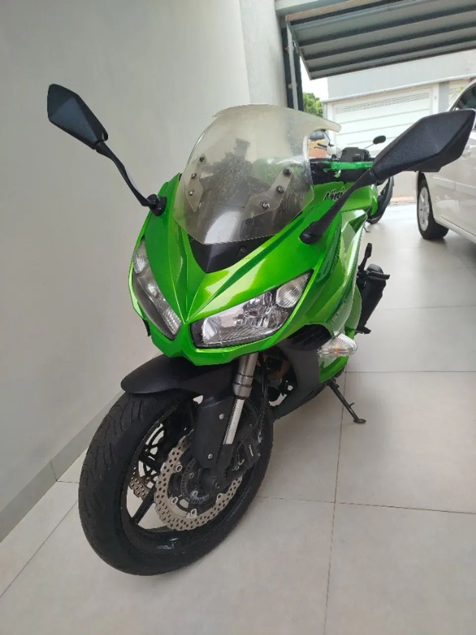 Kawasaki Zx-10/ Zx-10r 1000cc 2025 - 1497272258 | OLX