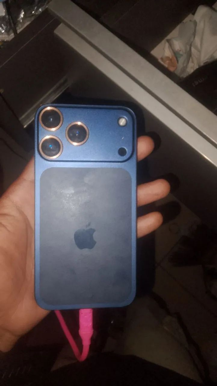 iPhone Xr  Na carcaça do 17 pró  - Foto 2