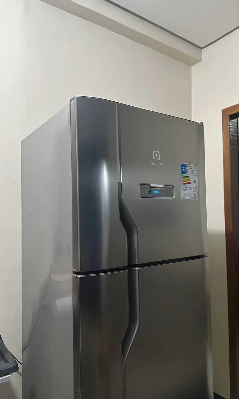 Geladeira Electrolux Frost Free 371L duplex cor inox 