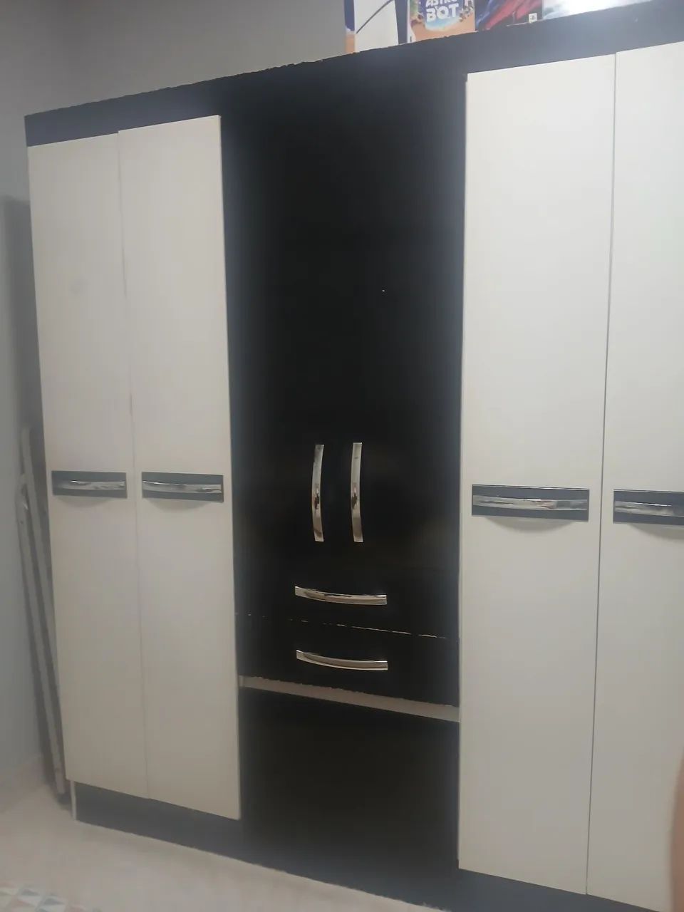 Guarda roupa casal