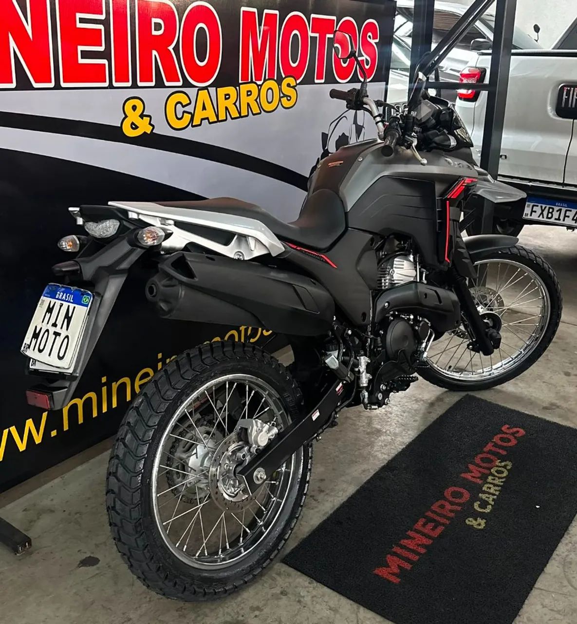 XTZ 250 LANDER CONNECTED - Foto 3