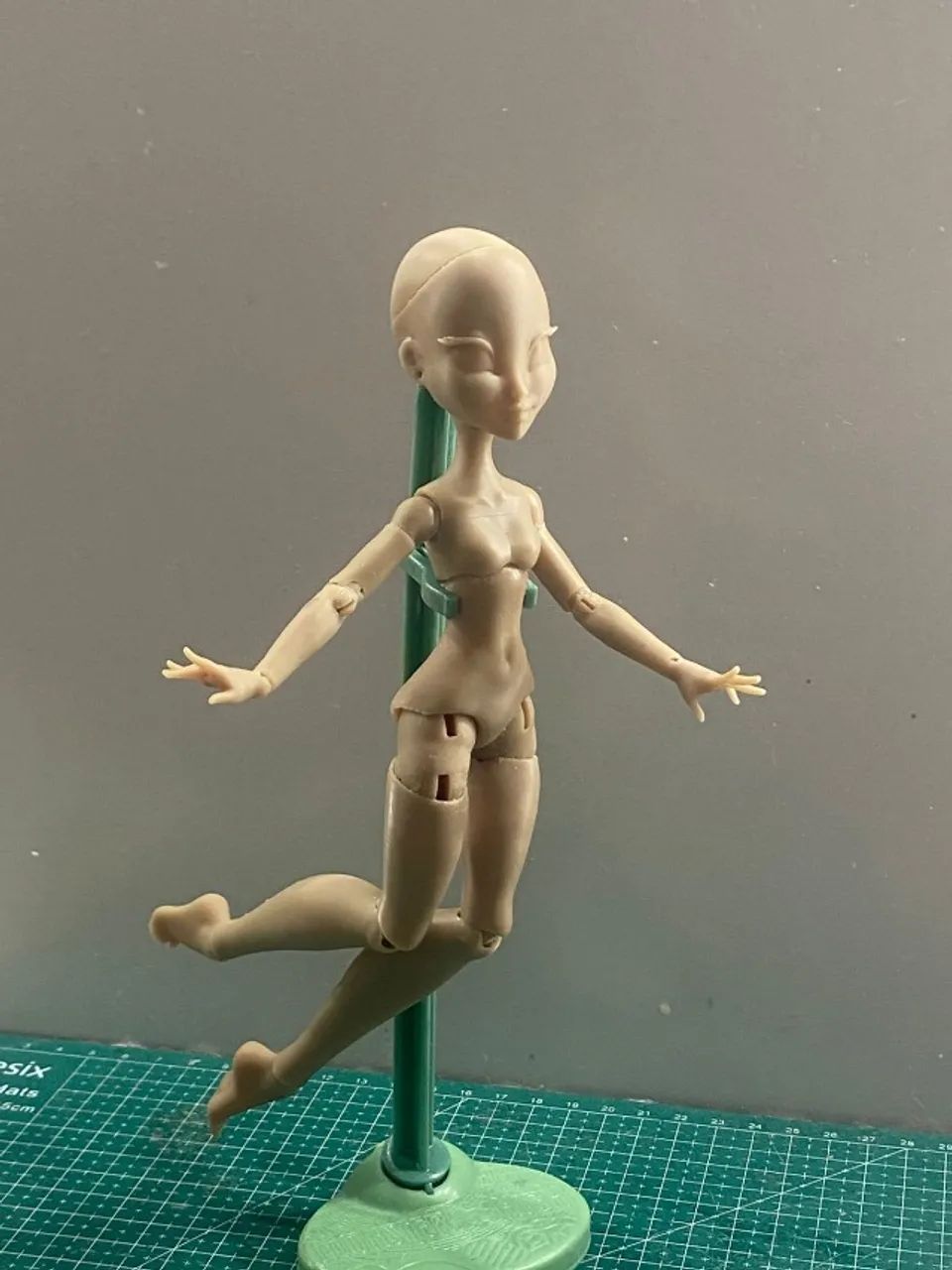 Boneca Winx Flora Base BJD - Foto 4