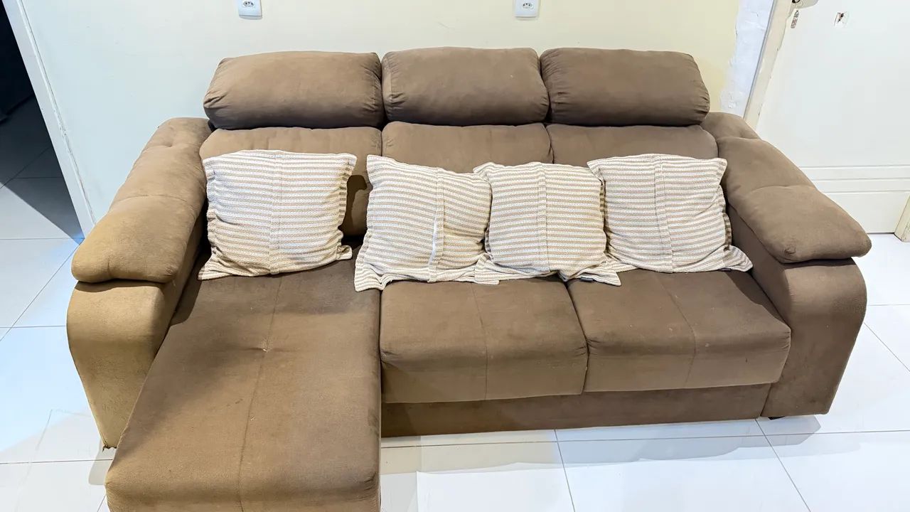 Vende-se sofá 3 lugares  - Foto 2