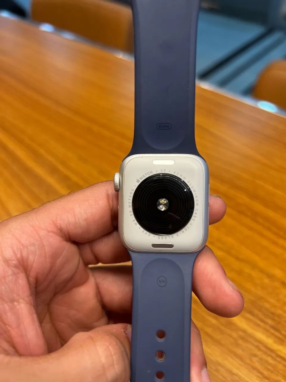 Vendo Apple Watch SE2 40mm branco estelar  - Foto 2