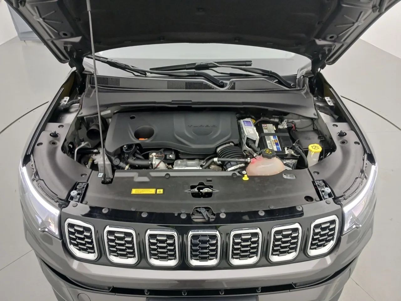 Jeep Compass LIMITED T270 1.3 TB 4x2 Flex Aut, foto 10 de 18