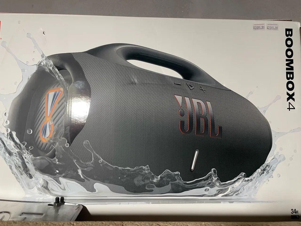 Vendo JBL bombox 4