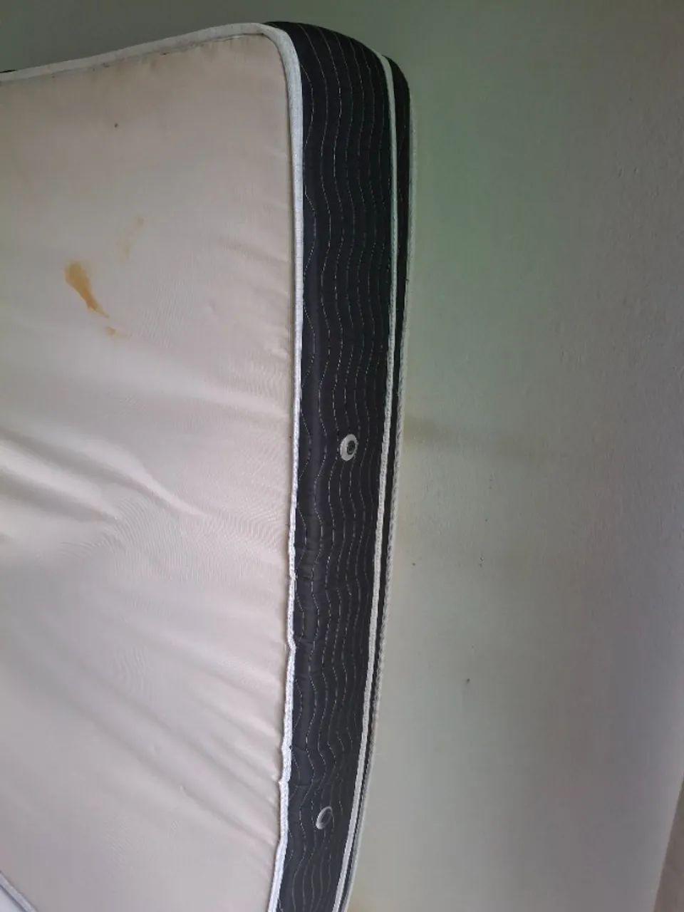 Vendo Cama de casal box