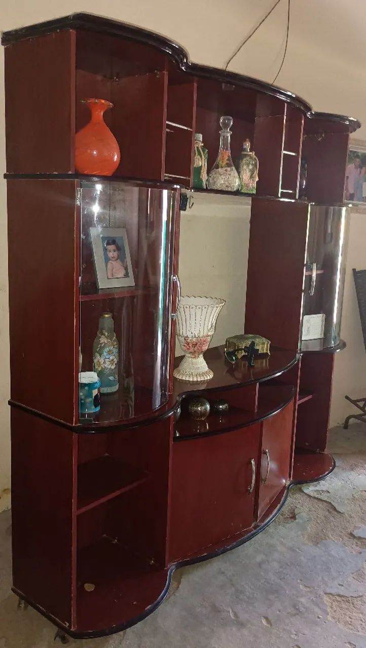 Estante ótima pra usar na sua sala  - Foto 2