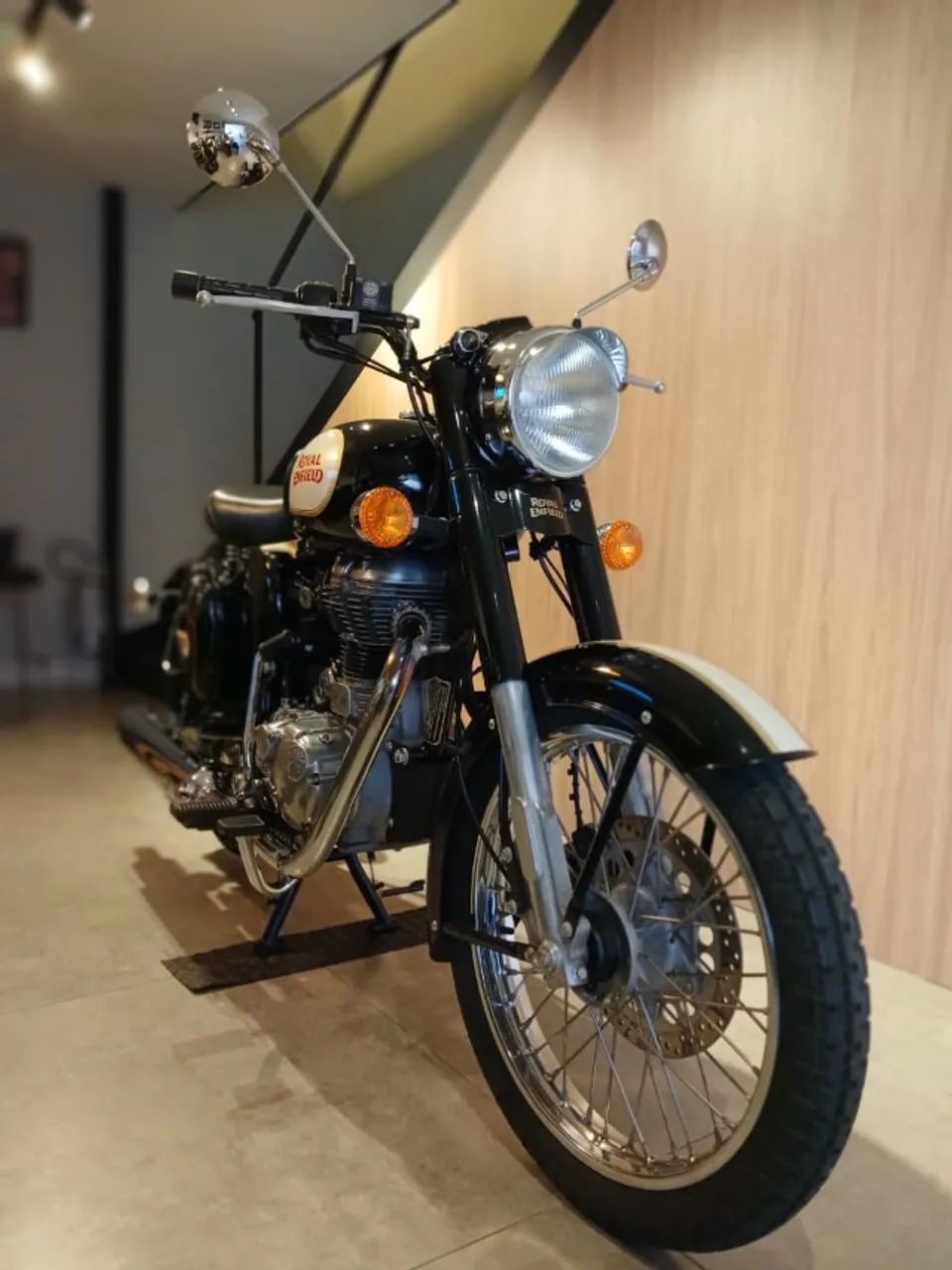Royal Enfield Classic 500 - Foto 3
