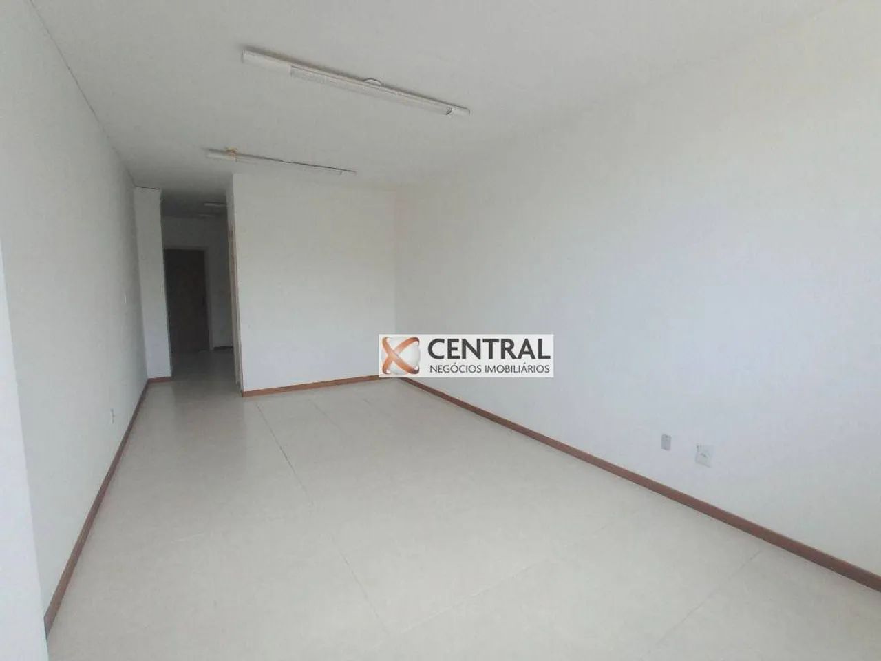 Sala para alugar, 35 m² por R$ 2.788,79/mês - Itaigara - Salvador/BA