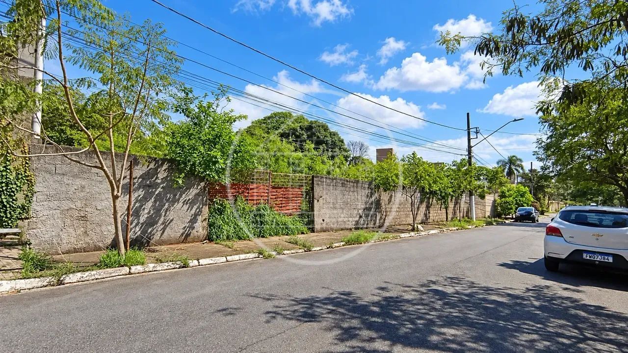 Terreno à venda em Interlagos