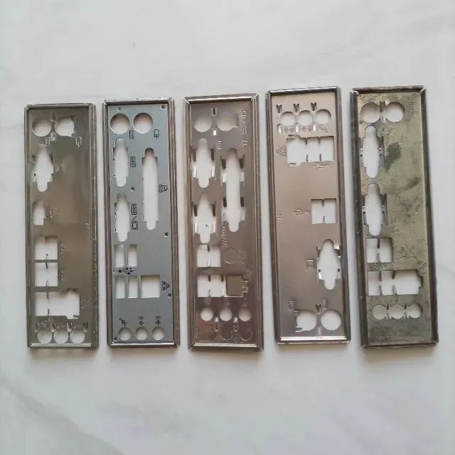 LOTE -30 Espelhos de Placa Mãe - variados - Oferta - Foto 2