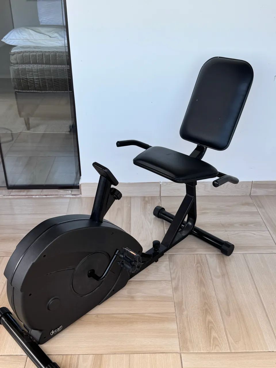 BICICLETA ERGOMÉTRICA HORIZONTAL