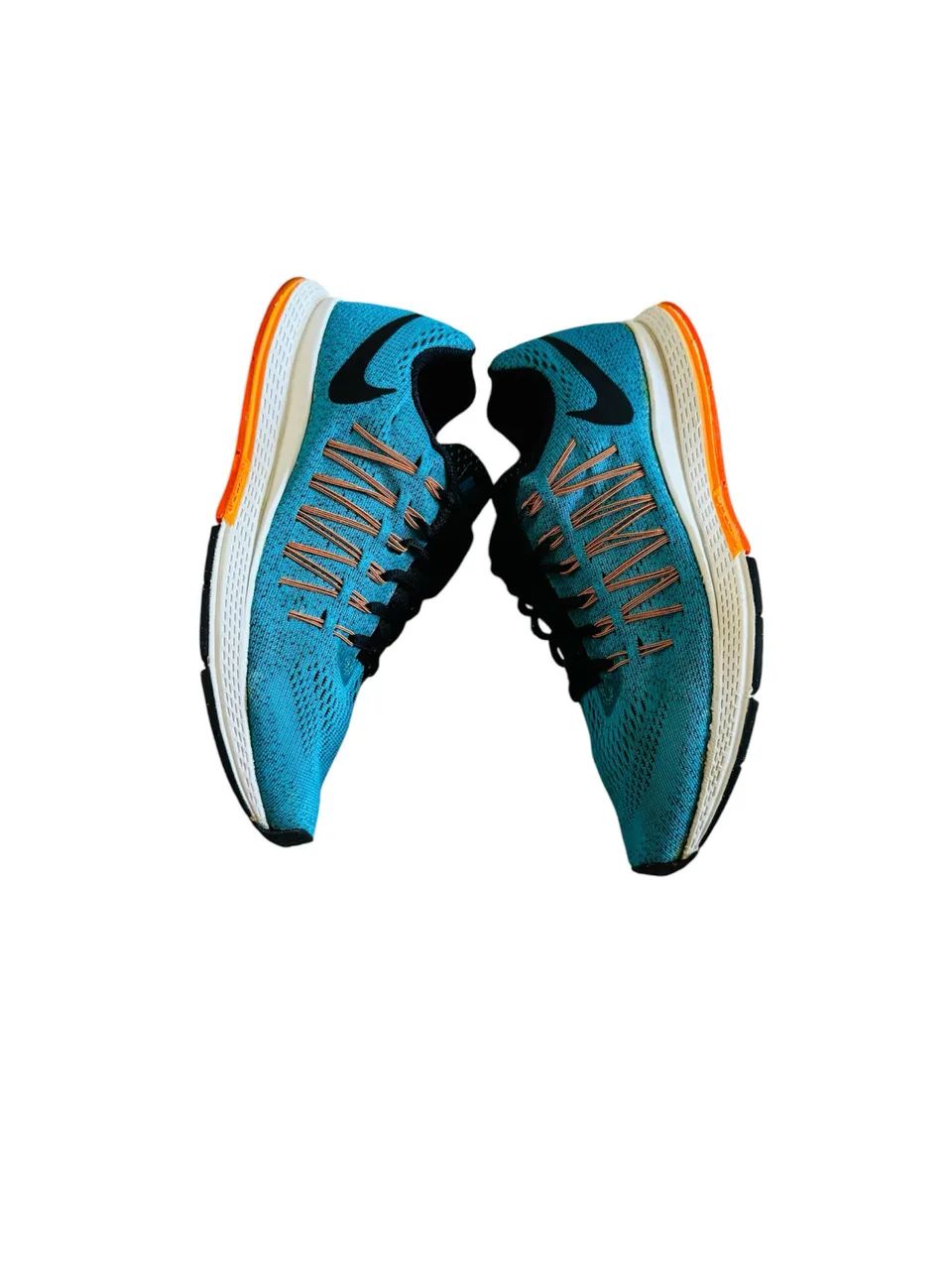 Tênis Nike Air Zoom Pegasus 32 em Blue Lagoon com detalhes em