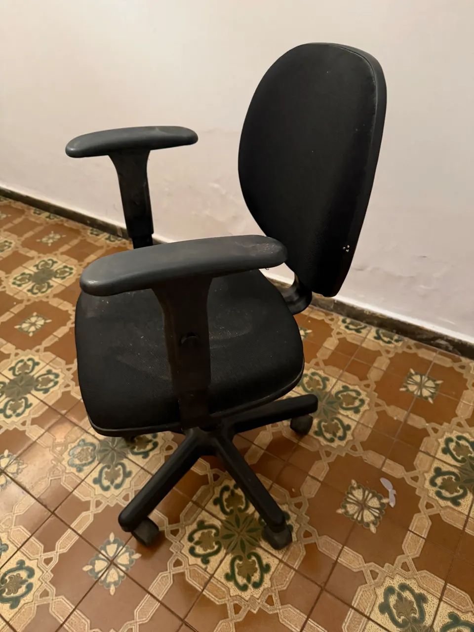 Cadeira giratória escritório  - Foto 4