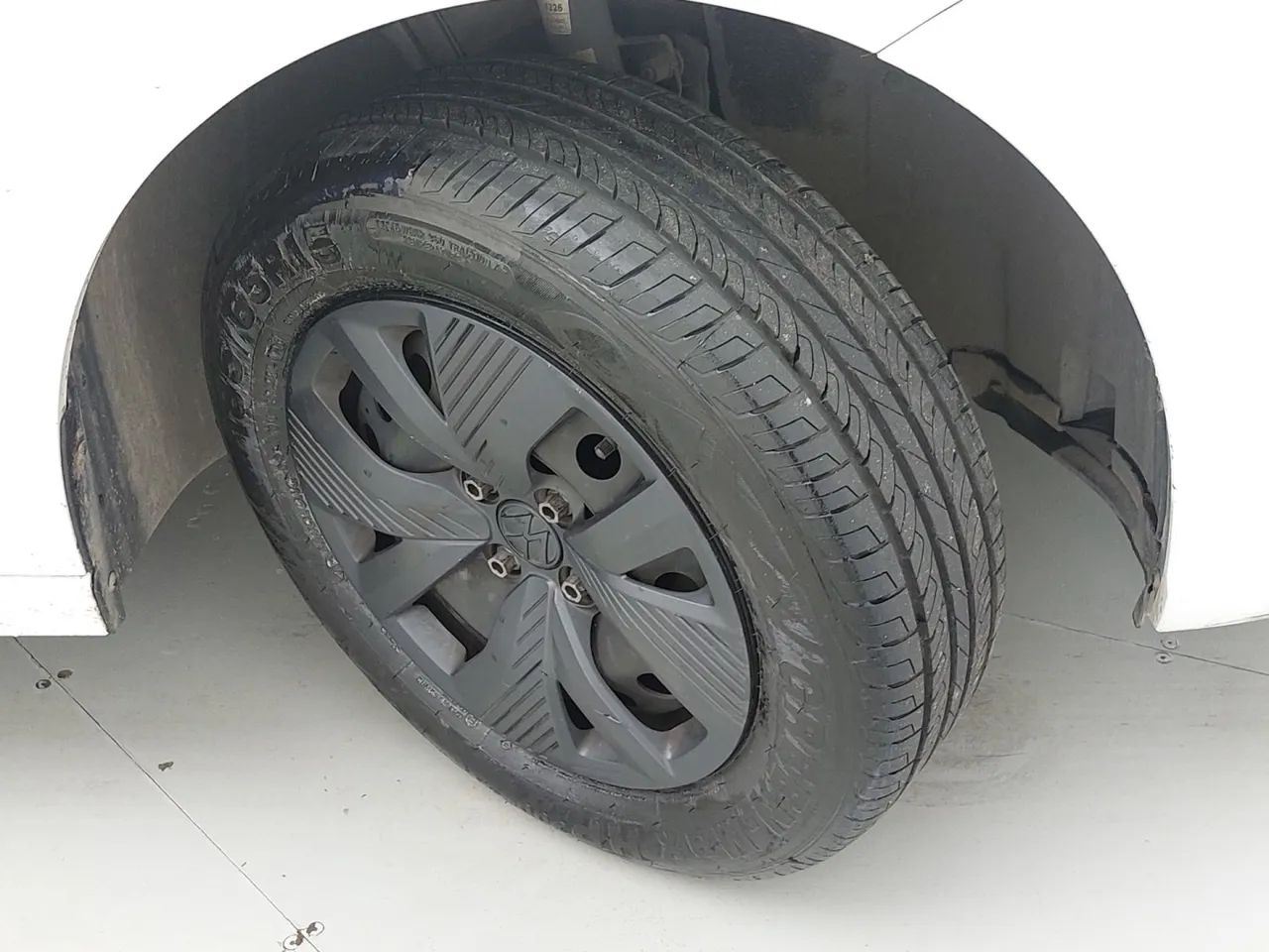 Volkswagen Polo Track 1.0 Flex 12V 5p, foto 13 de 18