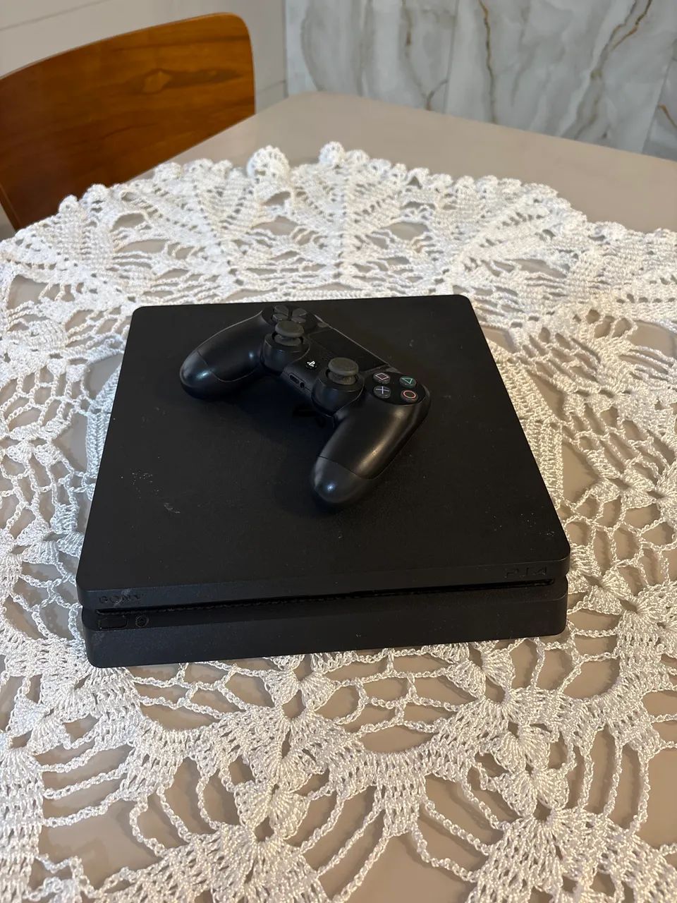 Playstation 4 slim