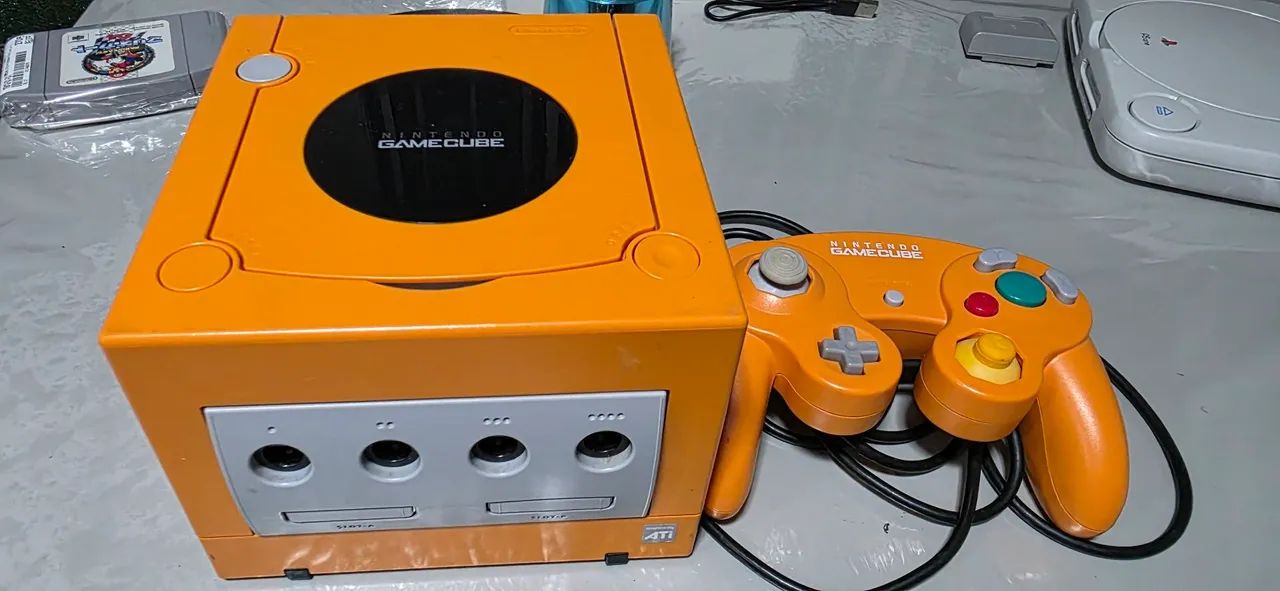 GameCube laranja 