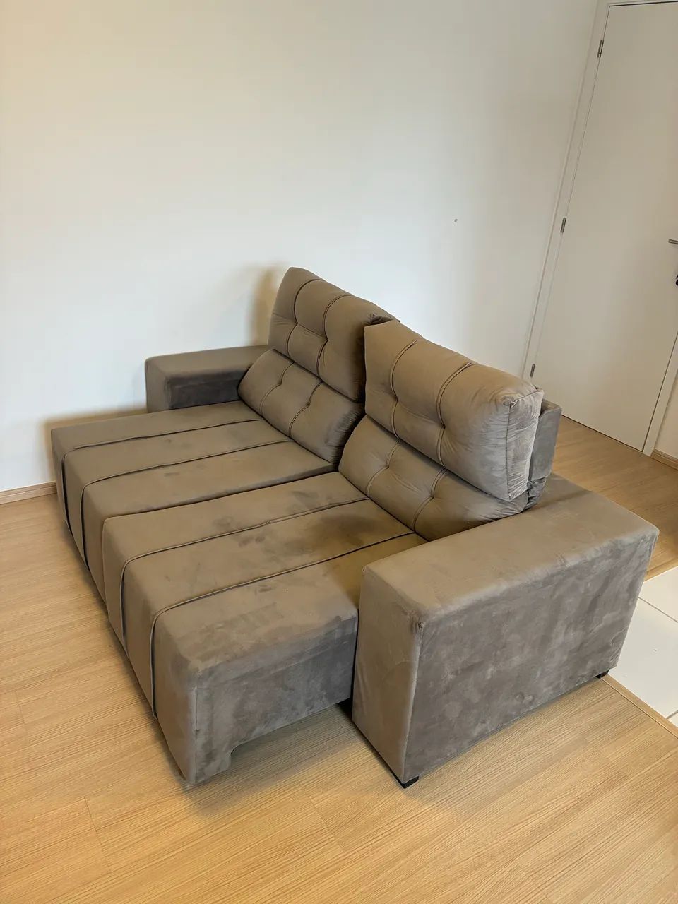 Sofá novo super confortável 