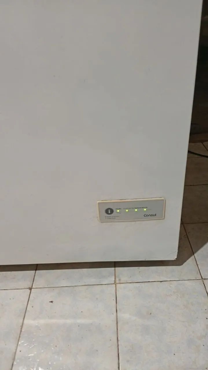 Frezzer semi novo  - Foto 3