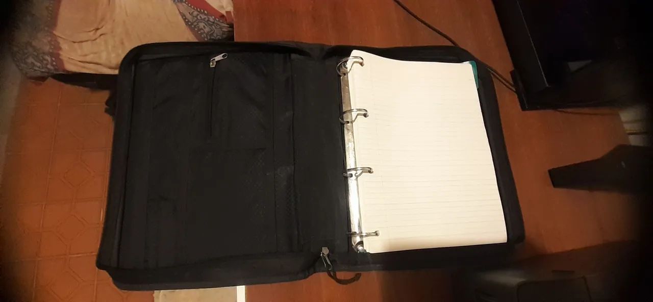 Fichário grande universitário arrolado de fechecler - Foto 4