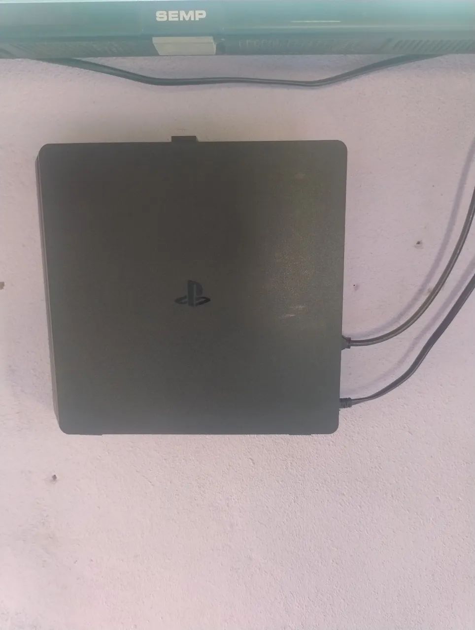 PS4 slim 1TB