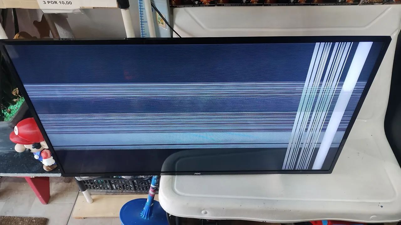 TV AOC de 43 polegadas com defeito não tenho pezinho - Foto 3