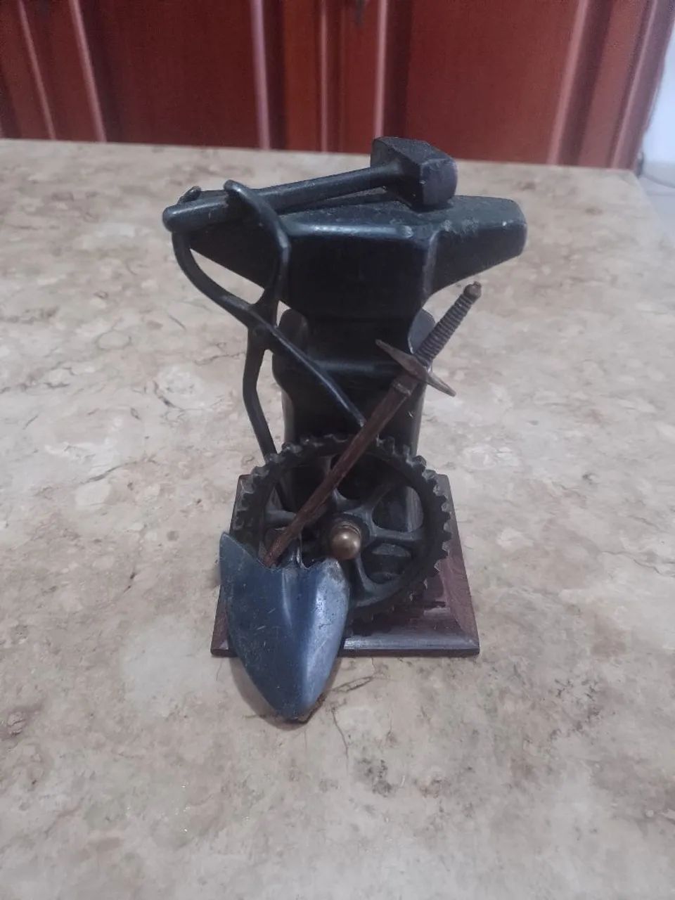 Miniatura ferreiro em bronze  - Foto 2