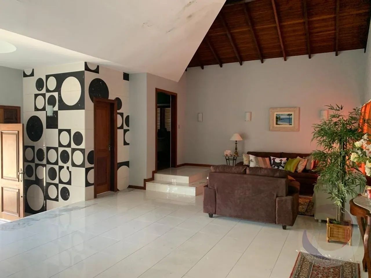 Casa Residencial de 750 m² com 4 suítes no Córrego Grande - Foto 5