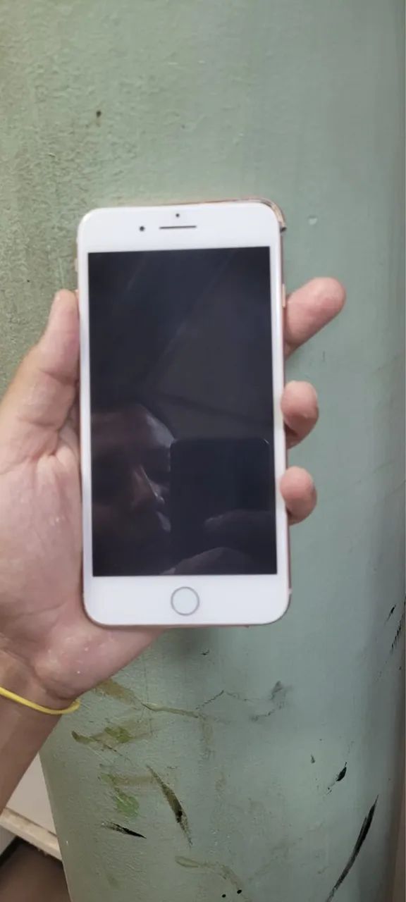 Peças e carenagem do iPhone 8 Plus valor 150 - Foto 3