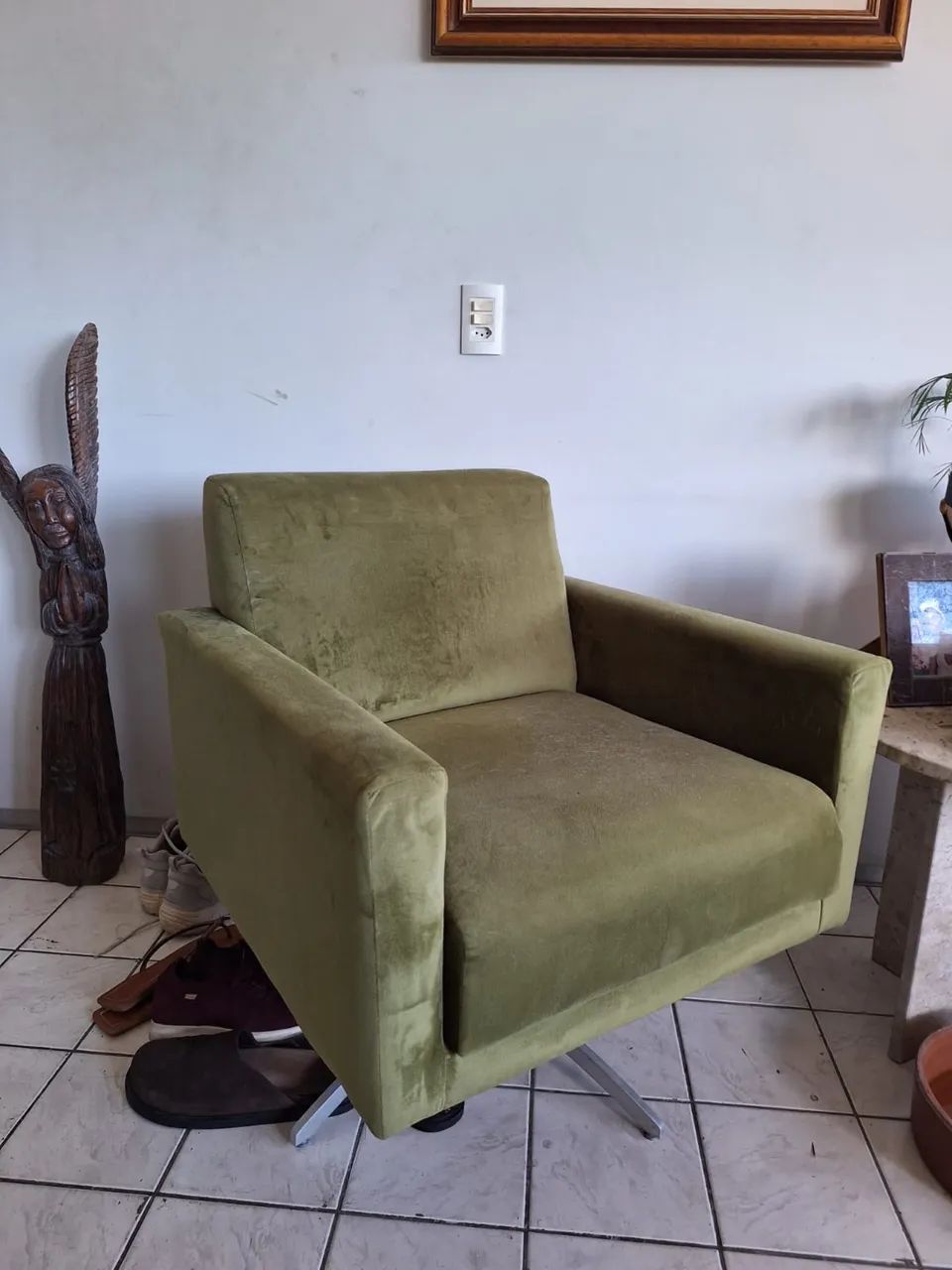 2 Poltronas giratórias em veludo