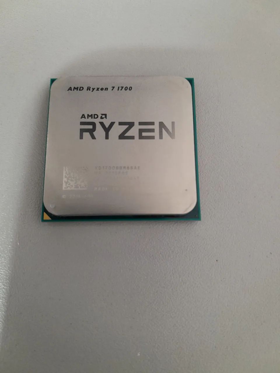 AMD Ryzen 7 1700 8 núcleos / 16 threads - Foto 2