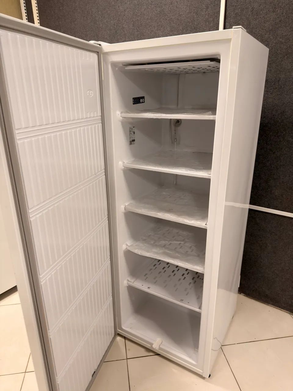 Freezer Vertical Electrolux  - Foto 2