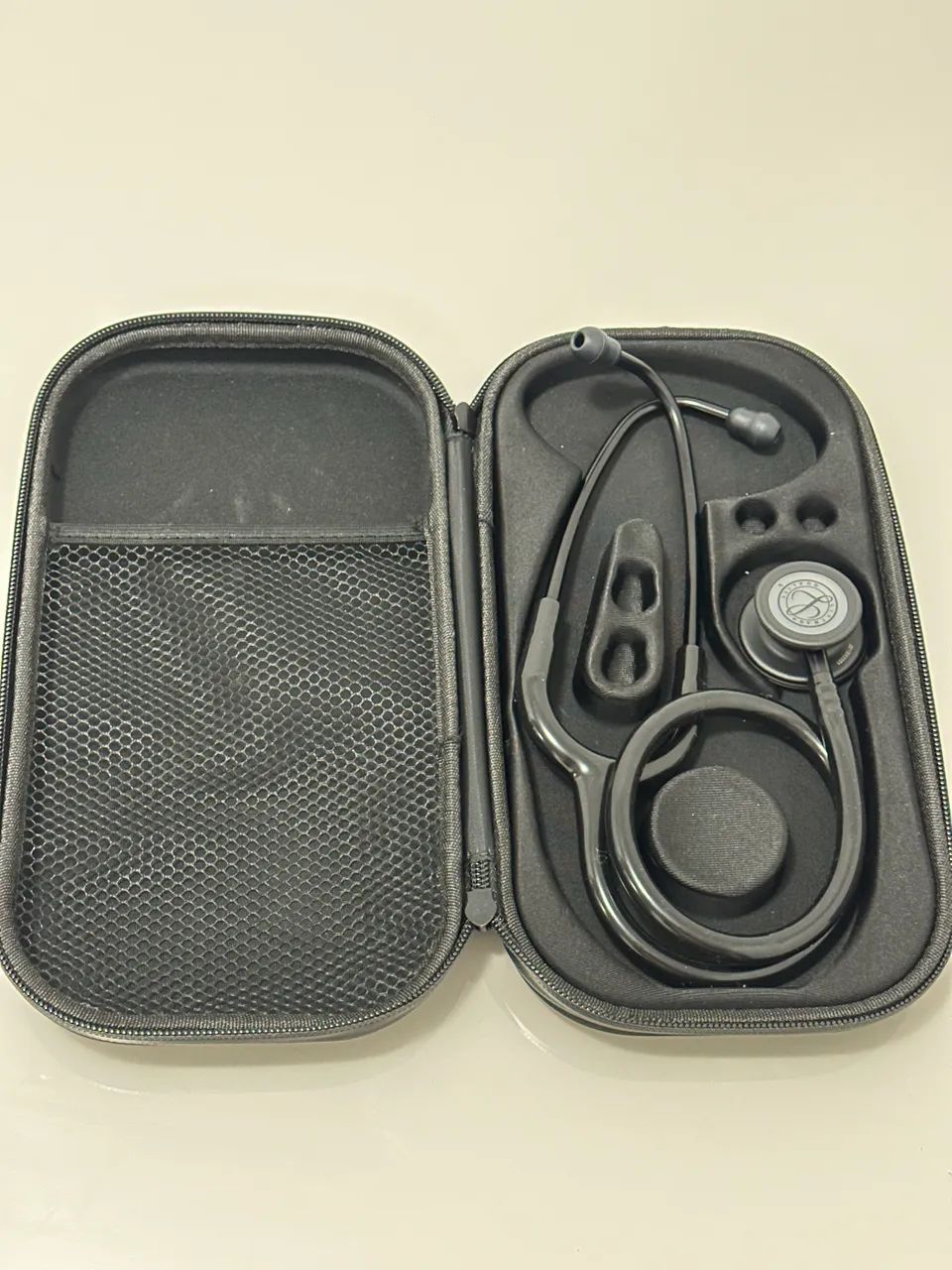 Estetoscópio Littmann Classic iii Black Edition - Foto 4
