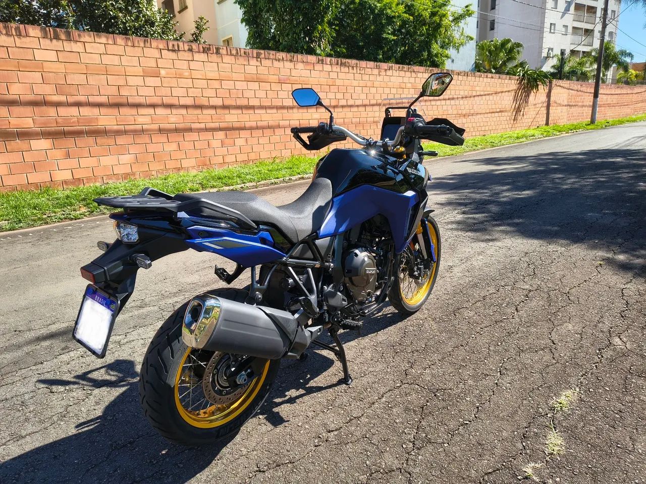 VSTROM 800 DE 2025 - Foto 3