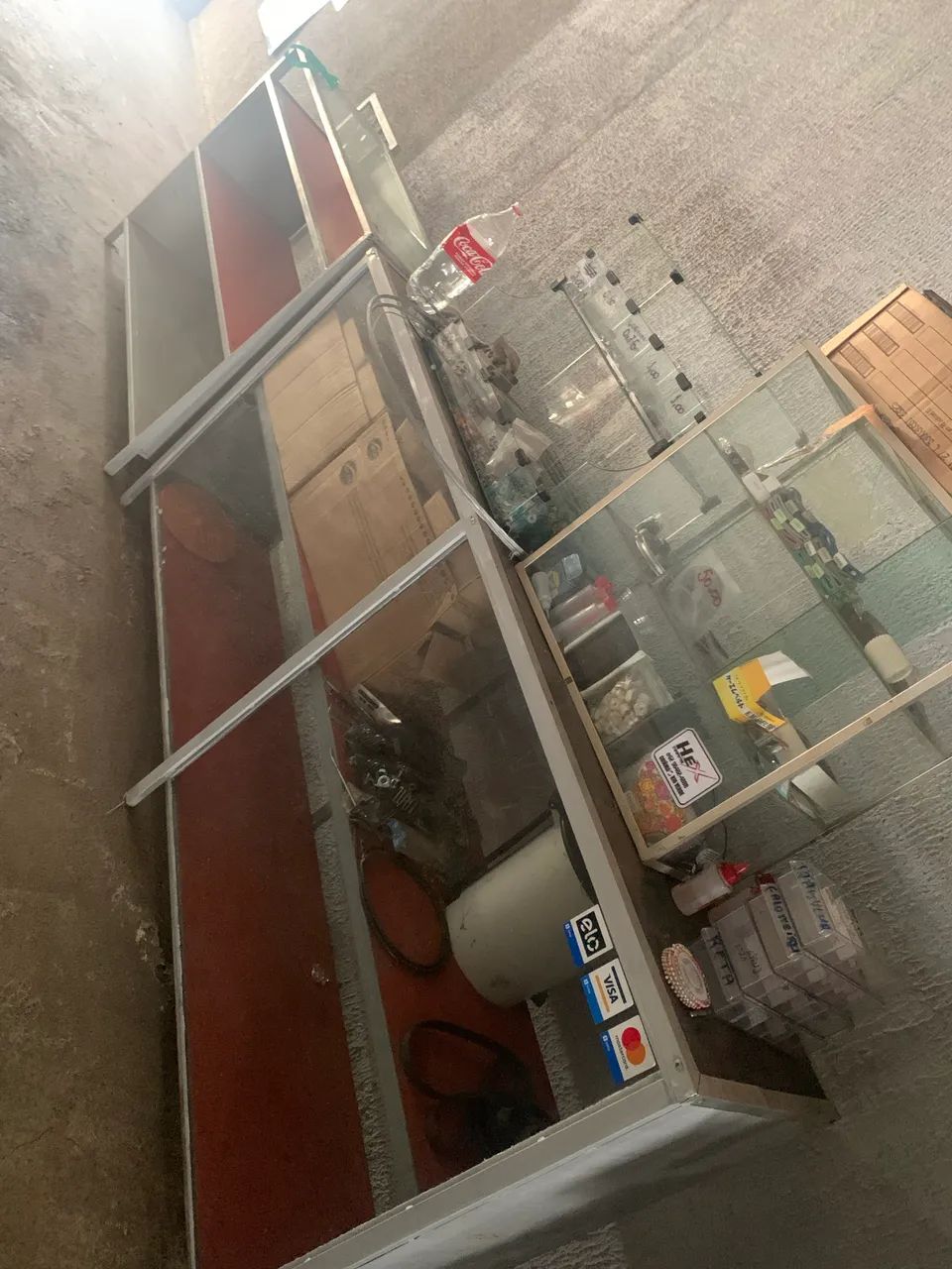 Balcão vidro e inox