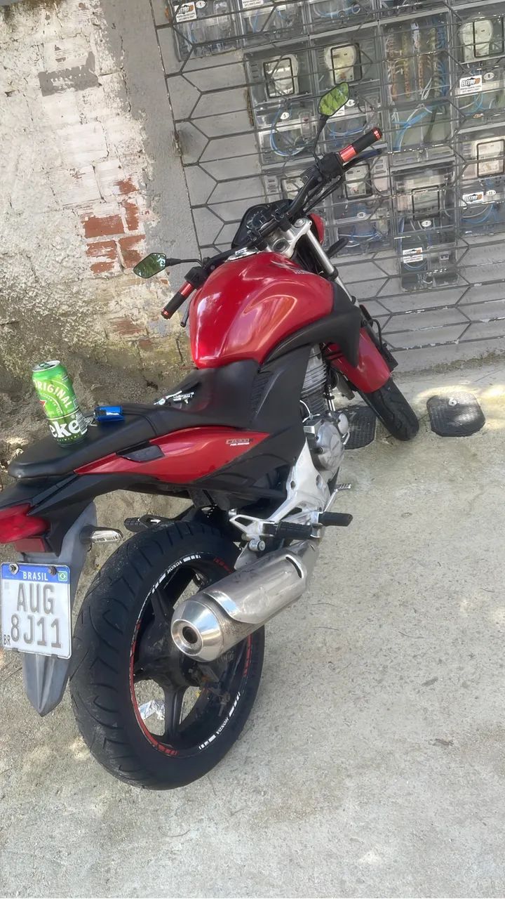 Cb 300 top 