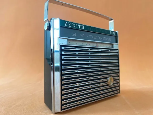 Rádio Sony antigo modelo: ICF-SW7600GR. - Aparelhos de Som - Vale