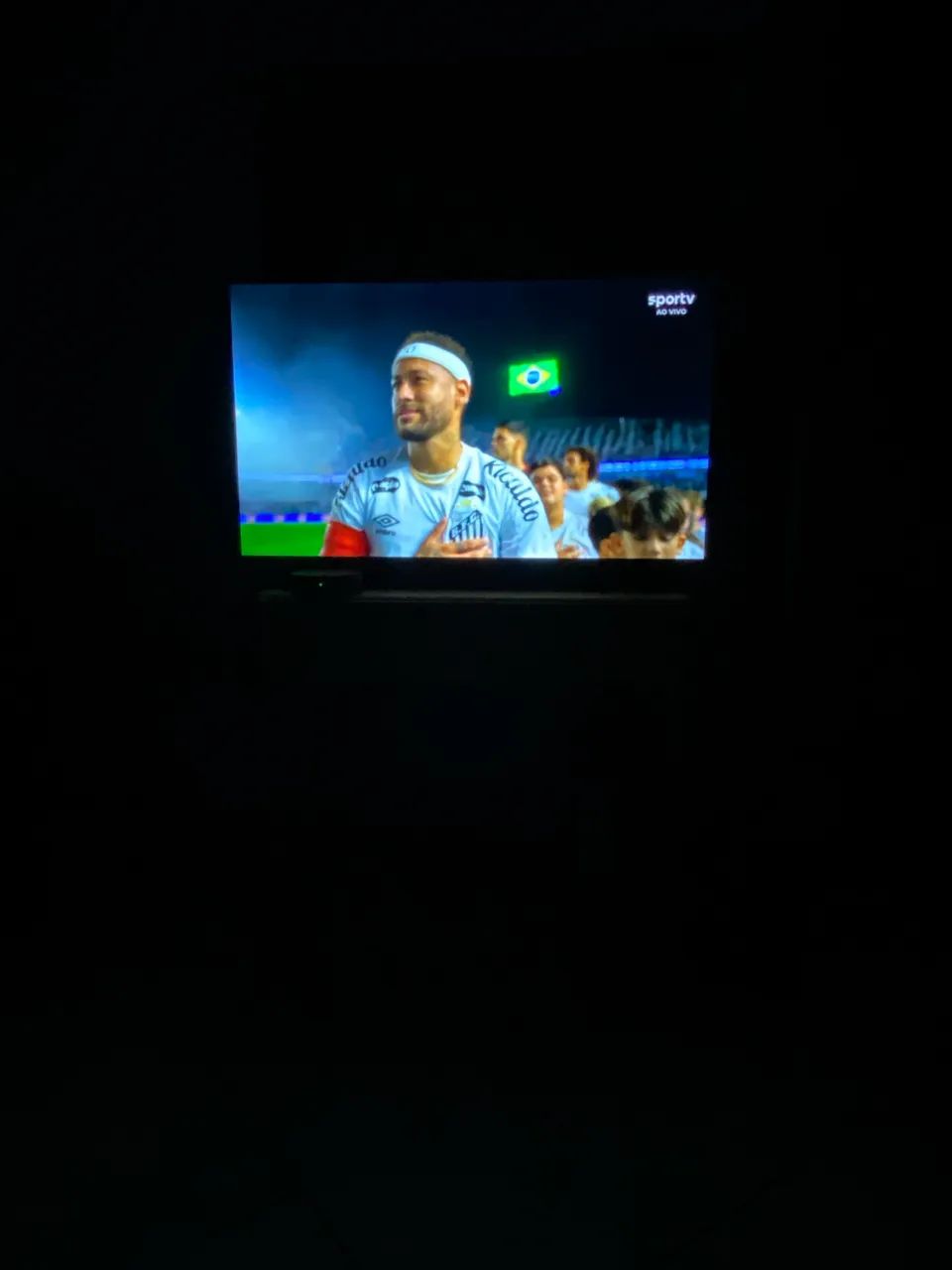Vendo ou troco tv TCL 4k  - Foto 2