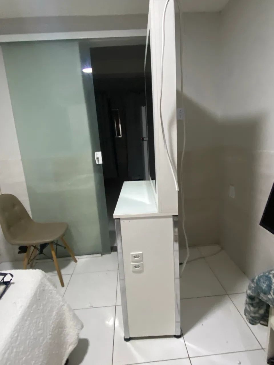 Penteadeira com tomadas - Foto 3