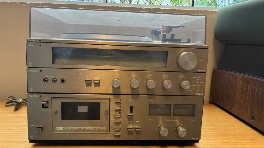 Toca Disco 3 em 1 Philips AH 929