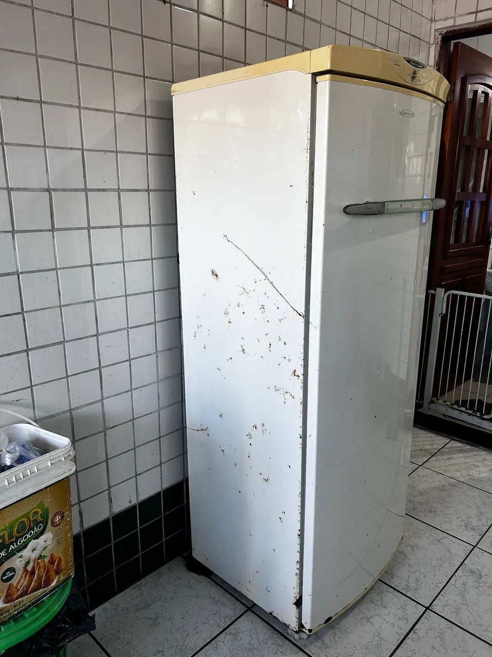 Geladeira semi nova  - Foto 5