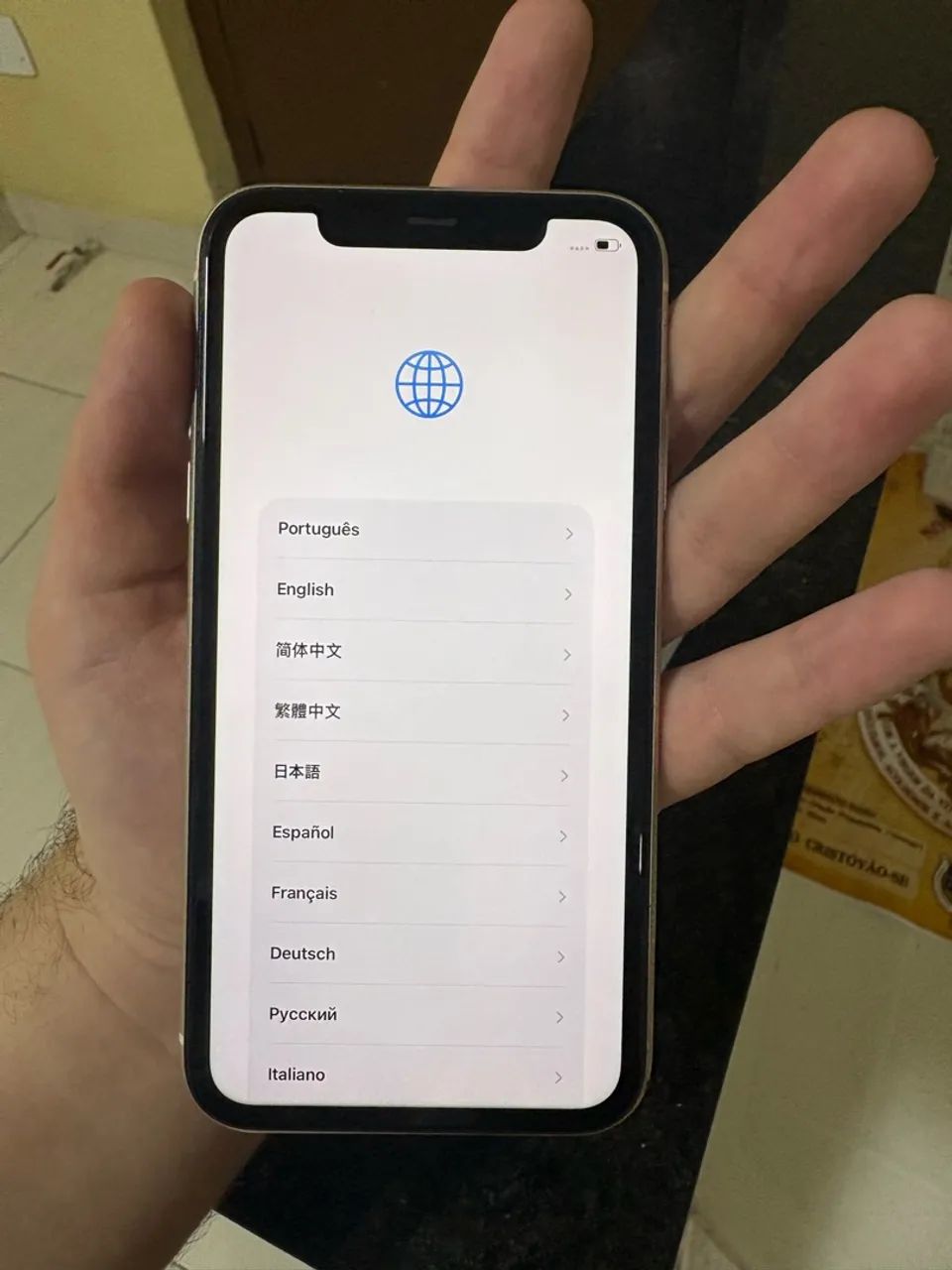 iPhone 11 64GB - Muito Conservado! - Foto 2