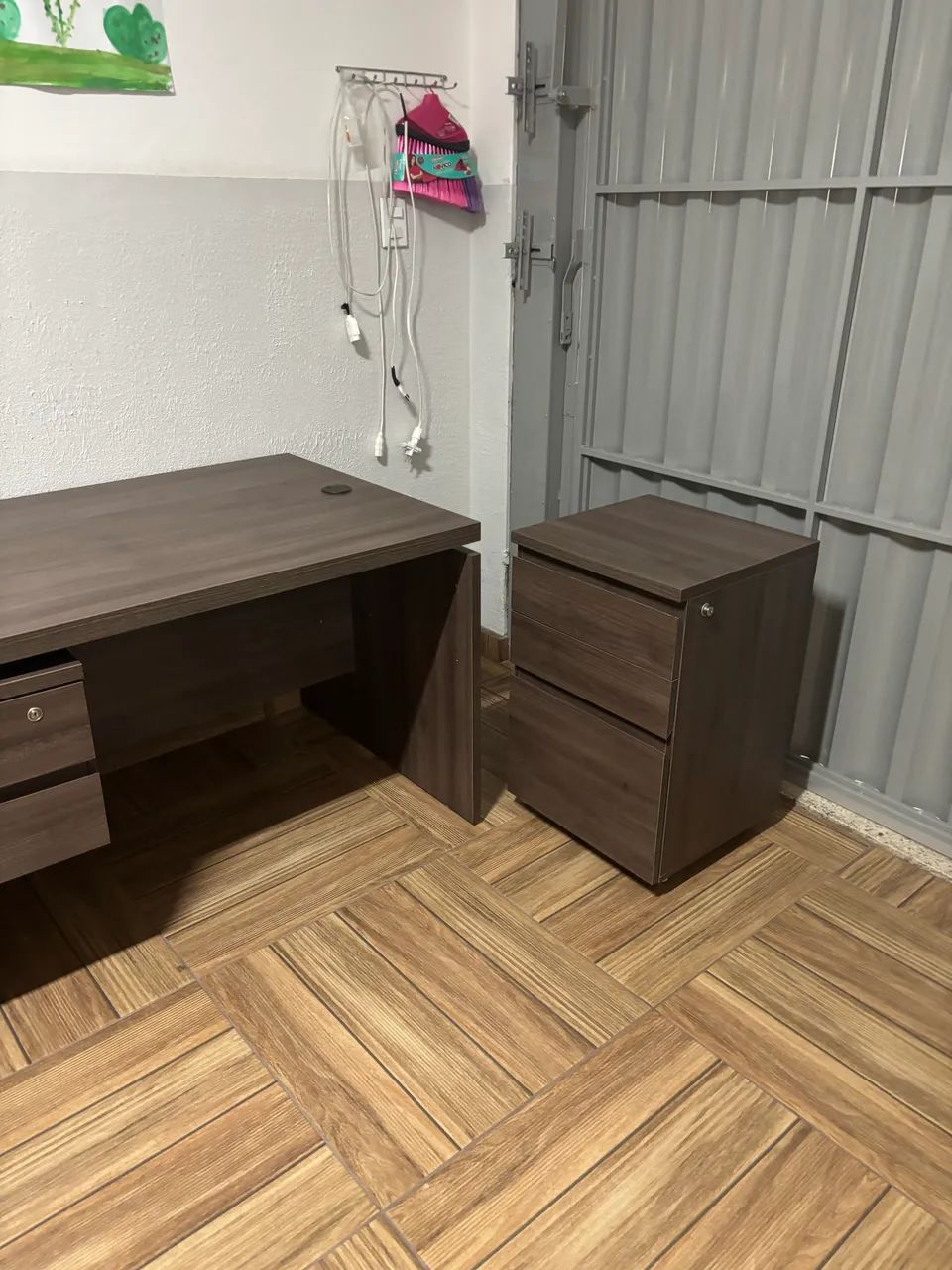 Vendo mesa para escritório usada!  - Foto 2